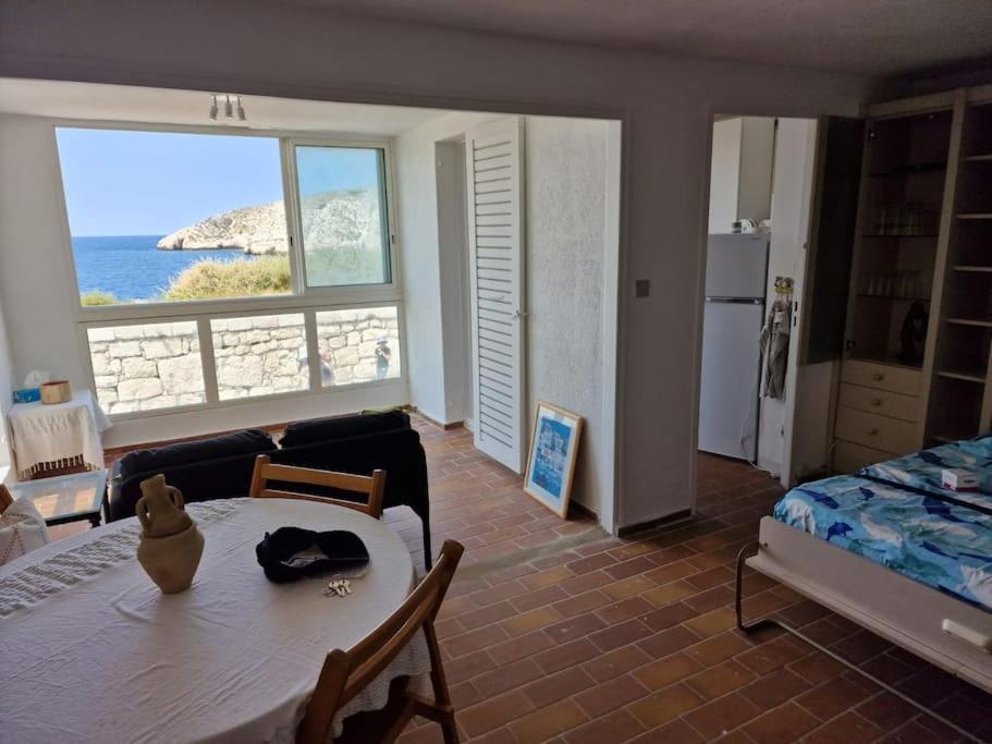 Une Parenthese Au Frioul Marseille Eksteriør bilde